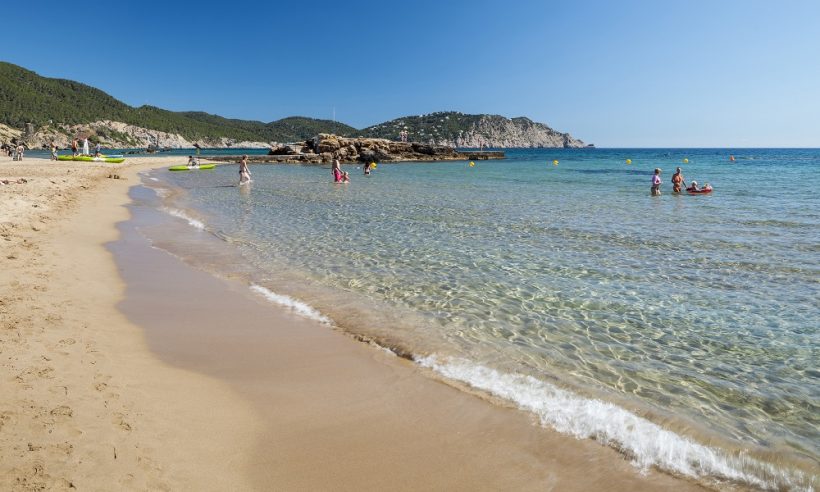 Invisa Figueral Resort strand Es Figueral